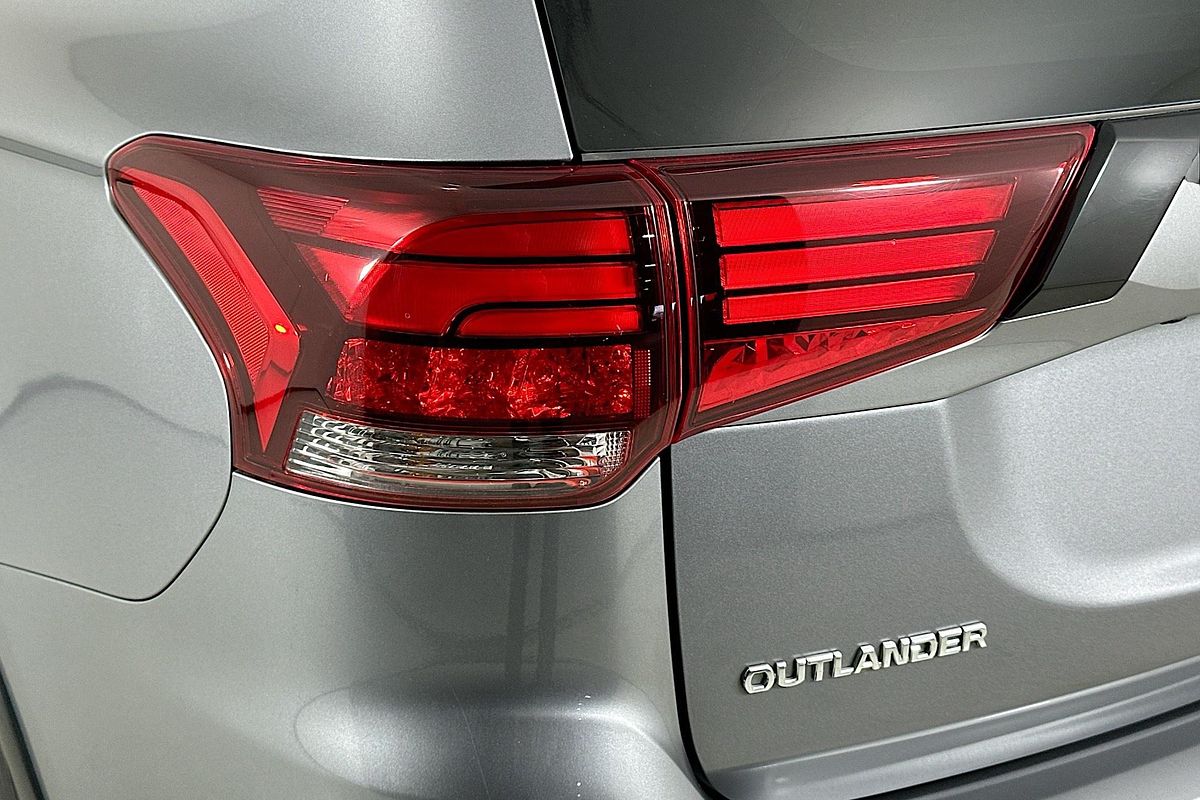 2021 Mitsubishi OUTLANDER BLACK EDITION 7 SEAT (2WD) ZL MY21