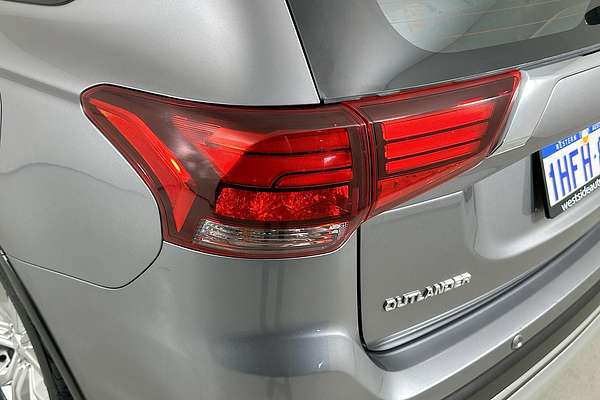 2021 Mitsubishi OUTLANDER ES 7 SEAT (AWD) ZL MY21