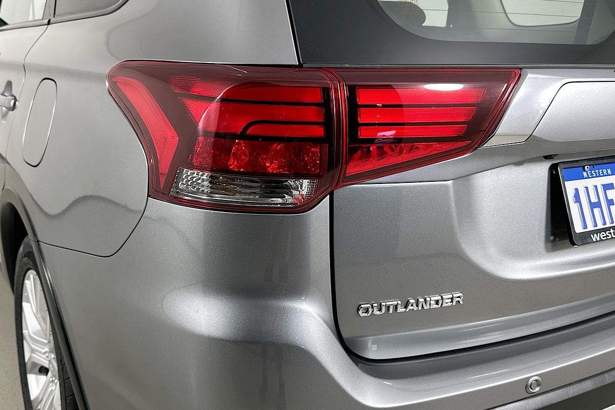 2021 Mitsubishi OUTLANDER ES 7 SEAT (AWD) ZL MY21