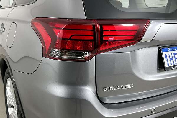 2021 Mitsubishi OUTLANDER ES 7 SEAT (AWD) ZL MY21