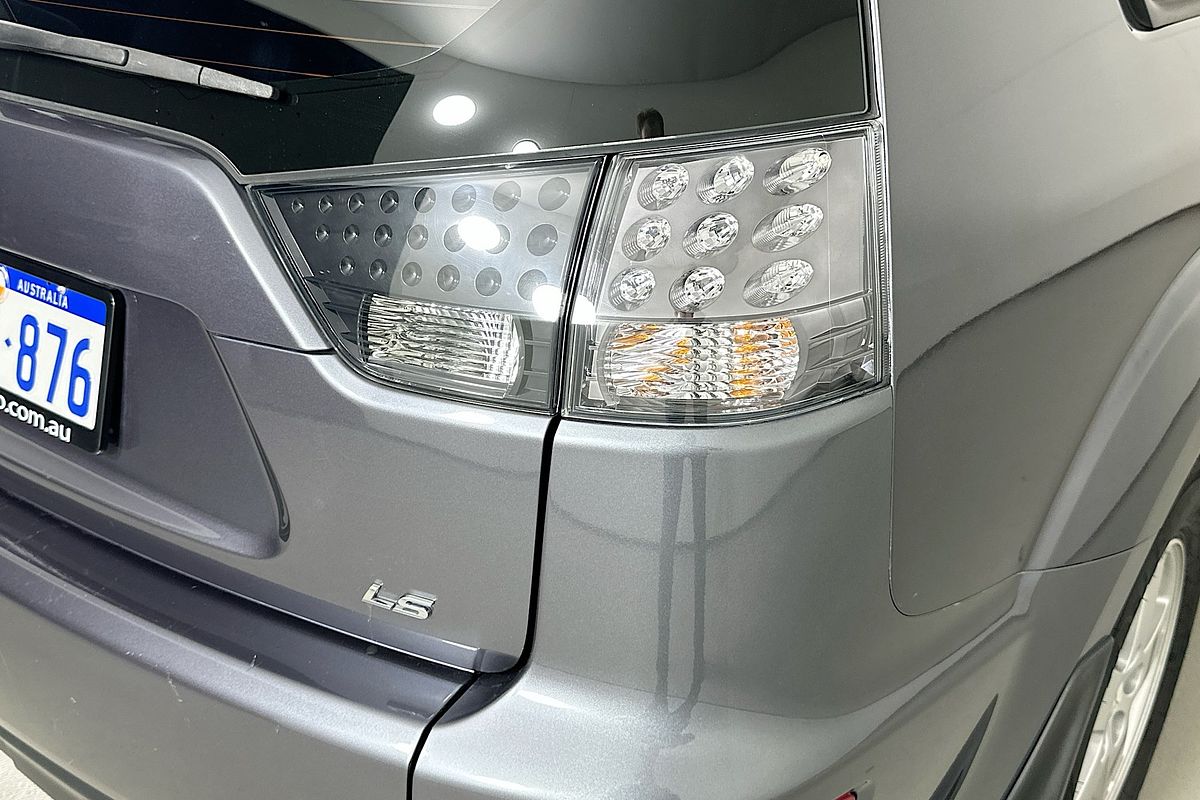 2011 Mitsubishi OUTLANDER LS (FWD) ZH MY11