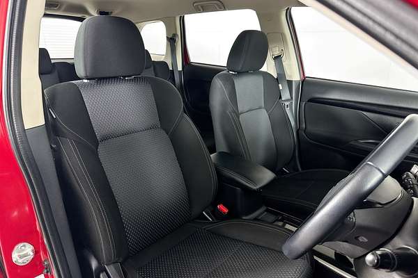 2021 Mitsubishi OUTLANDER ES 7 SEAT (2WD) ZL MY21