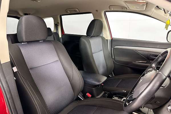 2017 Mitsubishi Outlander LS 7 SEAT (2WD) ZL MY18.5