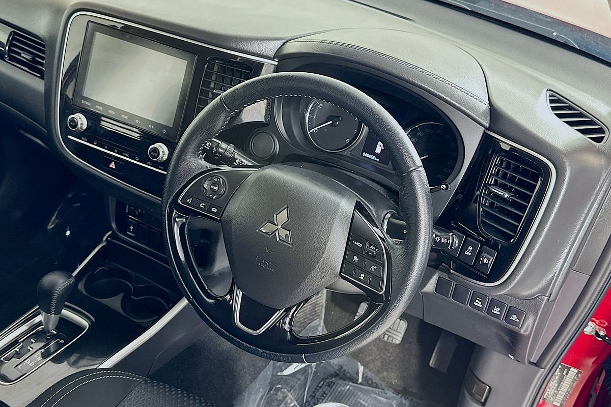 2021 Mitsubishi OUTLANDER ES 7 SEAT (2WD) ZL MY21