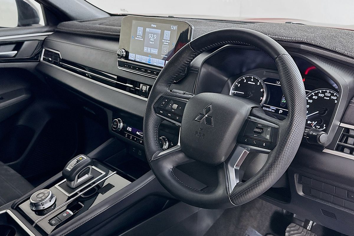 2023 Mitsubishi OUTLANDER LS BLACK EDITION 7 SEAT (2WD) ZM MY23