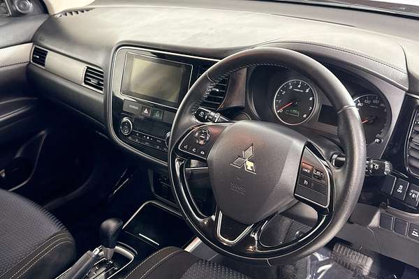 2017 Mitsubishi Outlander LS 7 SEAT (2WD) ZL MY18.5