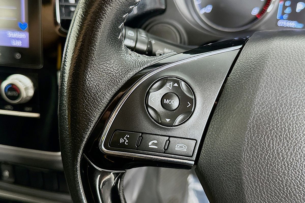 2020 Mitsubishi OUTLANDER ES ZL