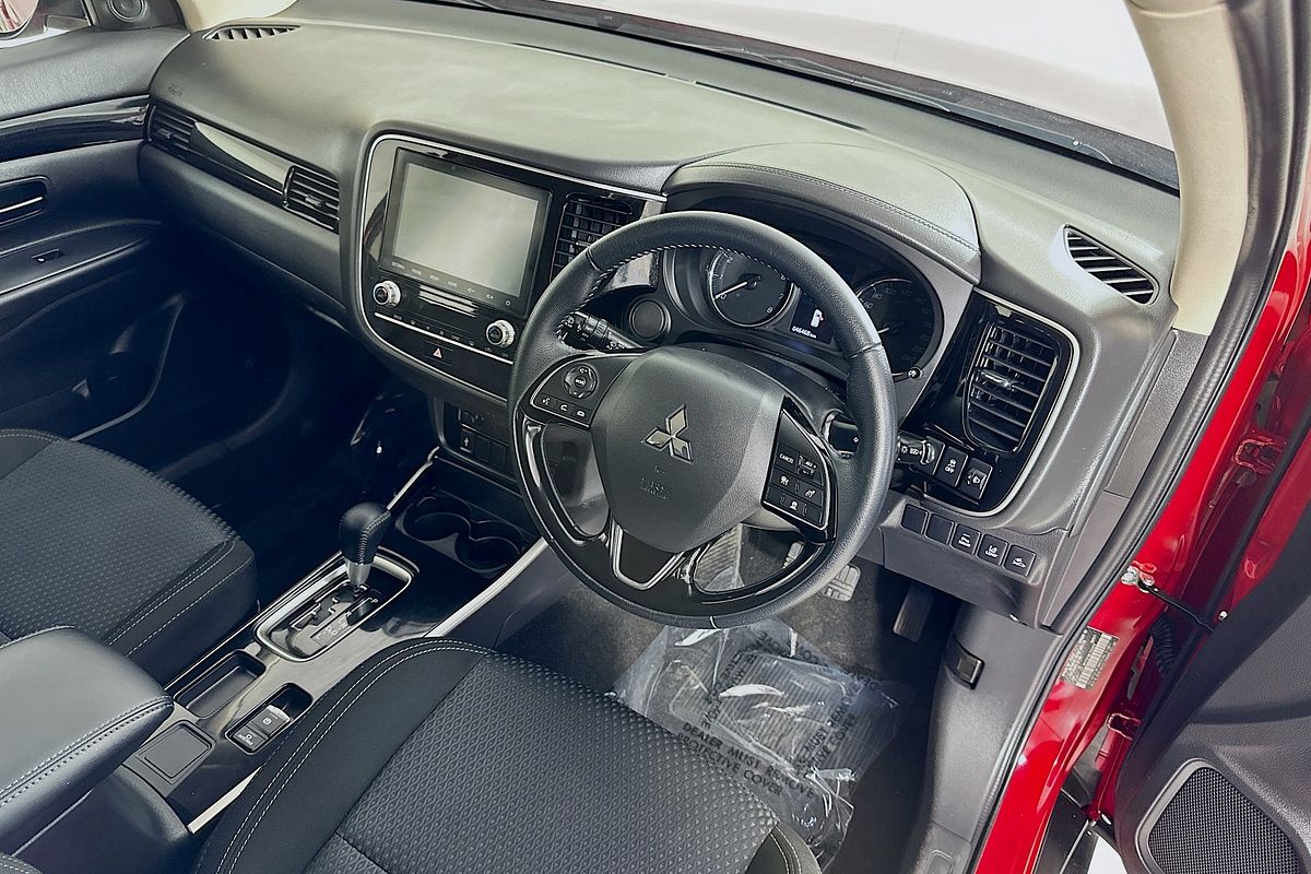 2021 Mitsubishi OUTLANDER ES 7 SEAT (2WD) ZL MY21