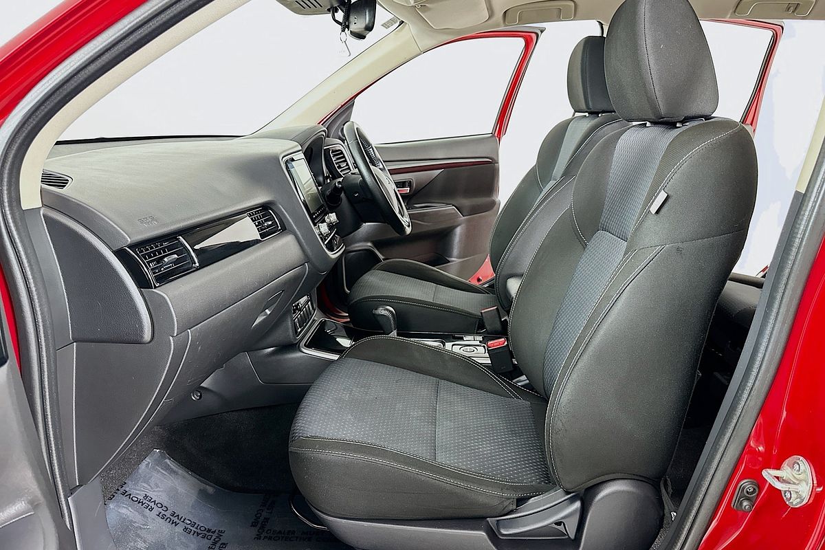 2020 Mitsubishi OUTLANDER ES ZL