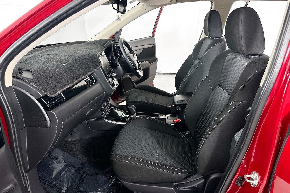 2021 Mitsubishi OUTLANDER ES 7 SEAT (2WD) ZL MY21