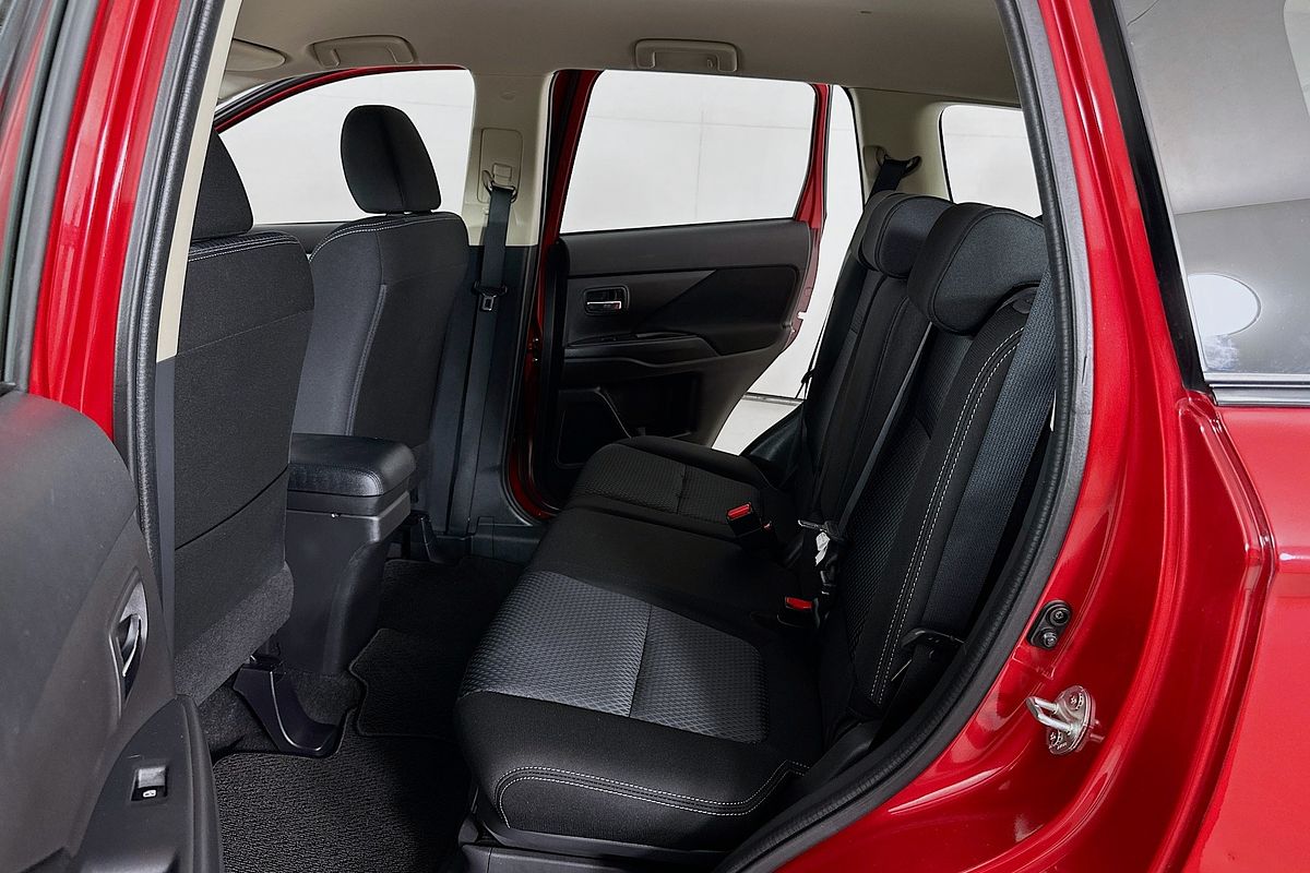 2017 Mitsubishi OUTLANDER ES ADAS 5 SEAT (AWD) ZL MY18.5