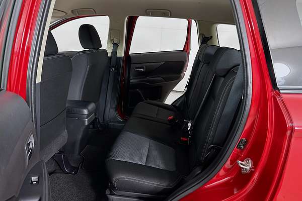 2017 Mitsubishi OUTLANDER ES ADAS 5 SEAT (AWD) ZL MY18.5