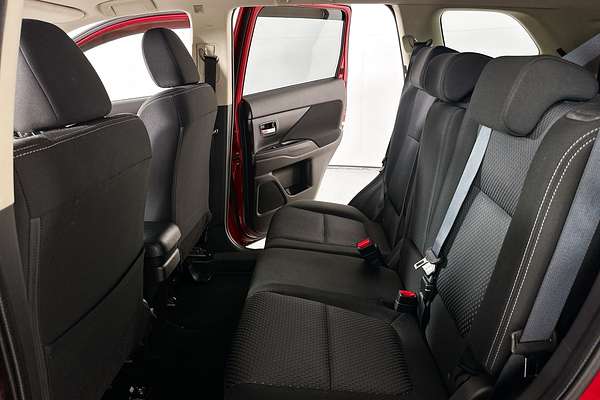 2017 Mitsubishi Outlander LS 7 SEAT (2WD) ZL MY18.5