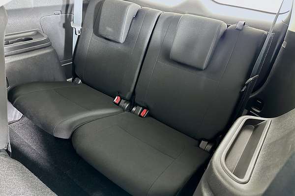 2021 Mitsubishi OUTLANDER ES 7 SEAT (2WD) ZL MY21