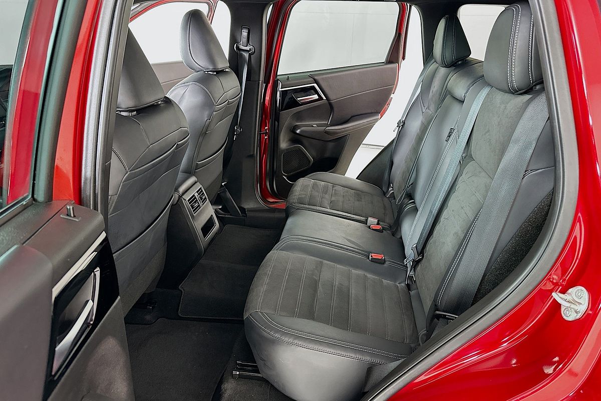 2023 Mitsubishi OUTLANDER LS BLACK EDITION 7 SEAT (2WD) ZM MY23