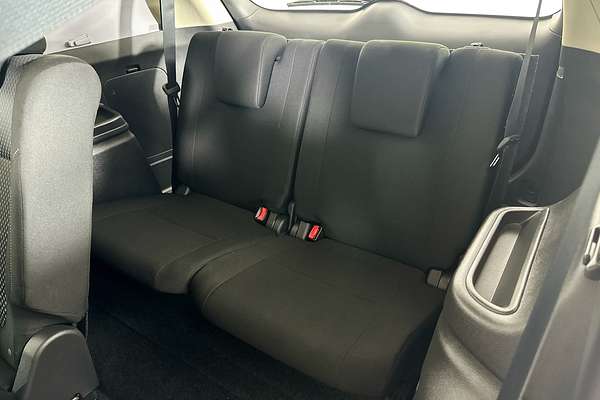 2021 Mitsubishi OUTLANDER ES 7 SEAT (2WD) ZL MY21