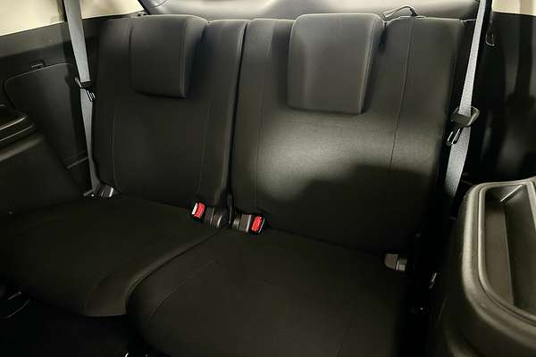 2017 Mitsubishi Outlander LS 7 SEAT (2WD) ZL MY18.5