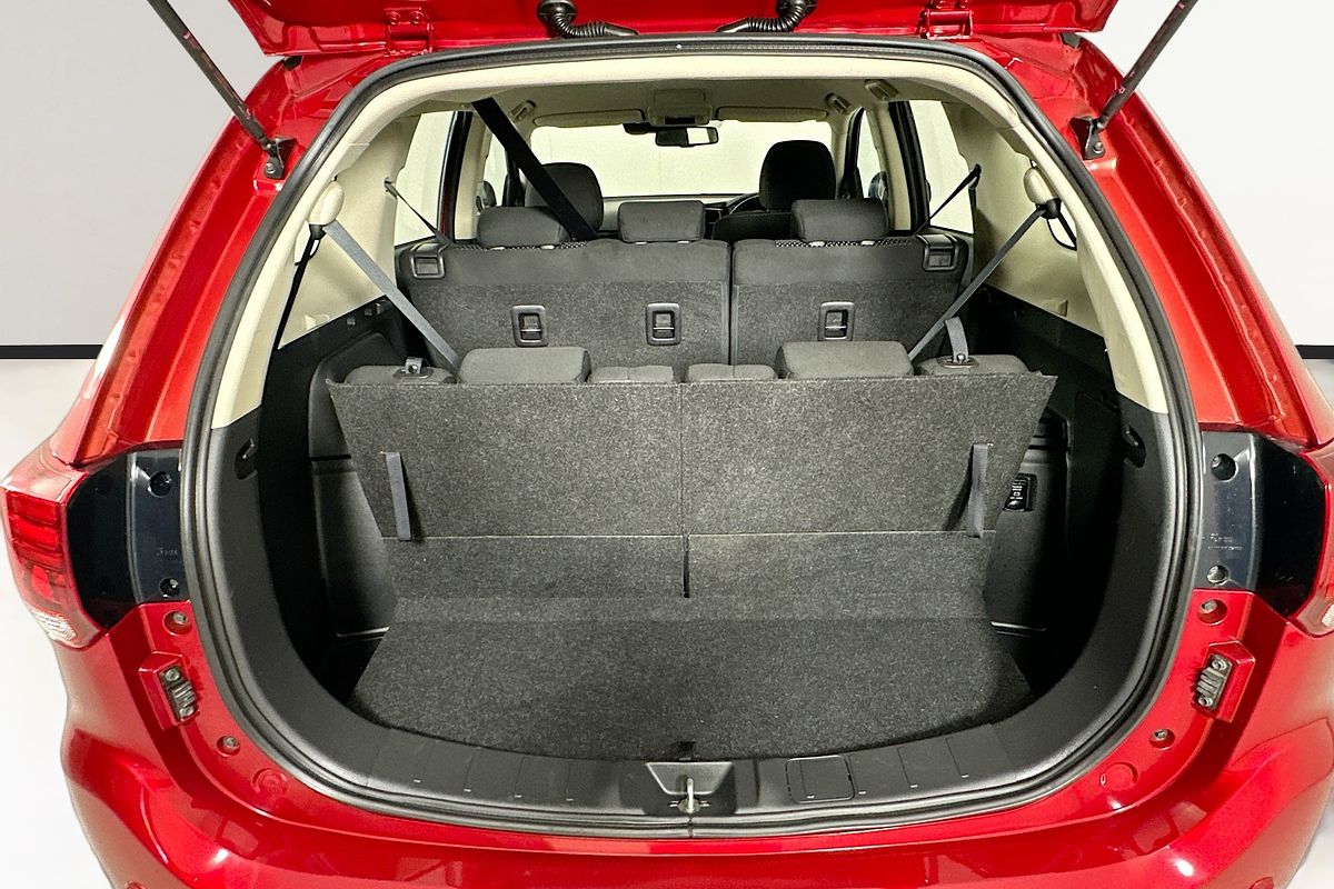 2021 Mitsubishi OUTLANDER ES 7 SEAT (2WD) ZL MY21