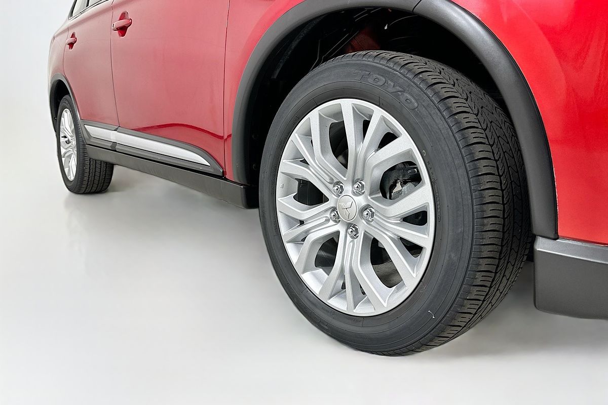 2021 Mitsubishi OUTLANDER ES 7 SEAT (2WD) ZL MY21