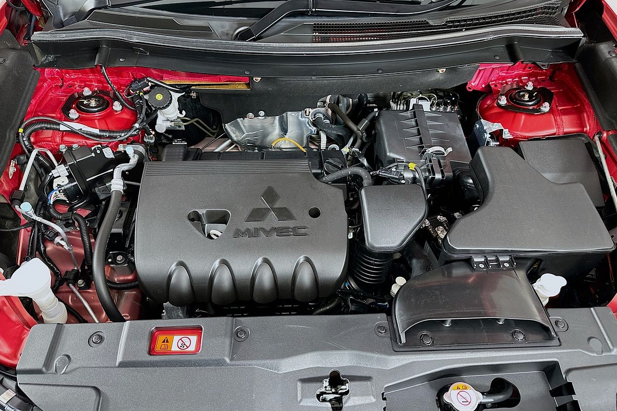 2021 Mitsubishi OUTLANDER ES 7 SEAT (2WD) ZL MY21