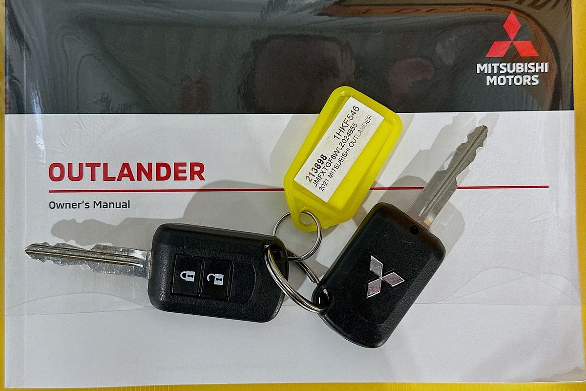 2021 Mitsubishi OUTLANDER ES 7 SEAT (2WD) ZL MY21