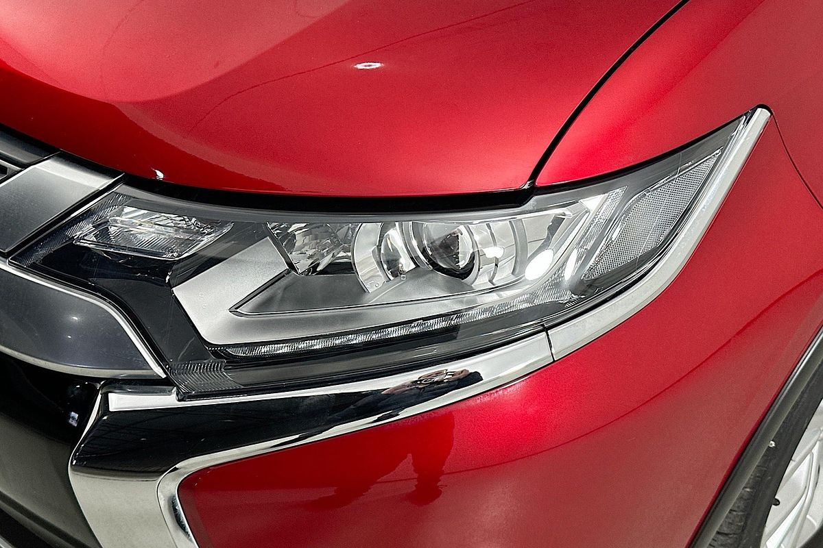 2021 Mitsubishi OUTLANDER ES 7 SEAT (2WD) ZL MY21