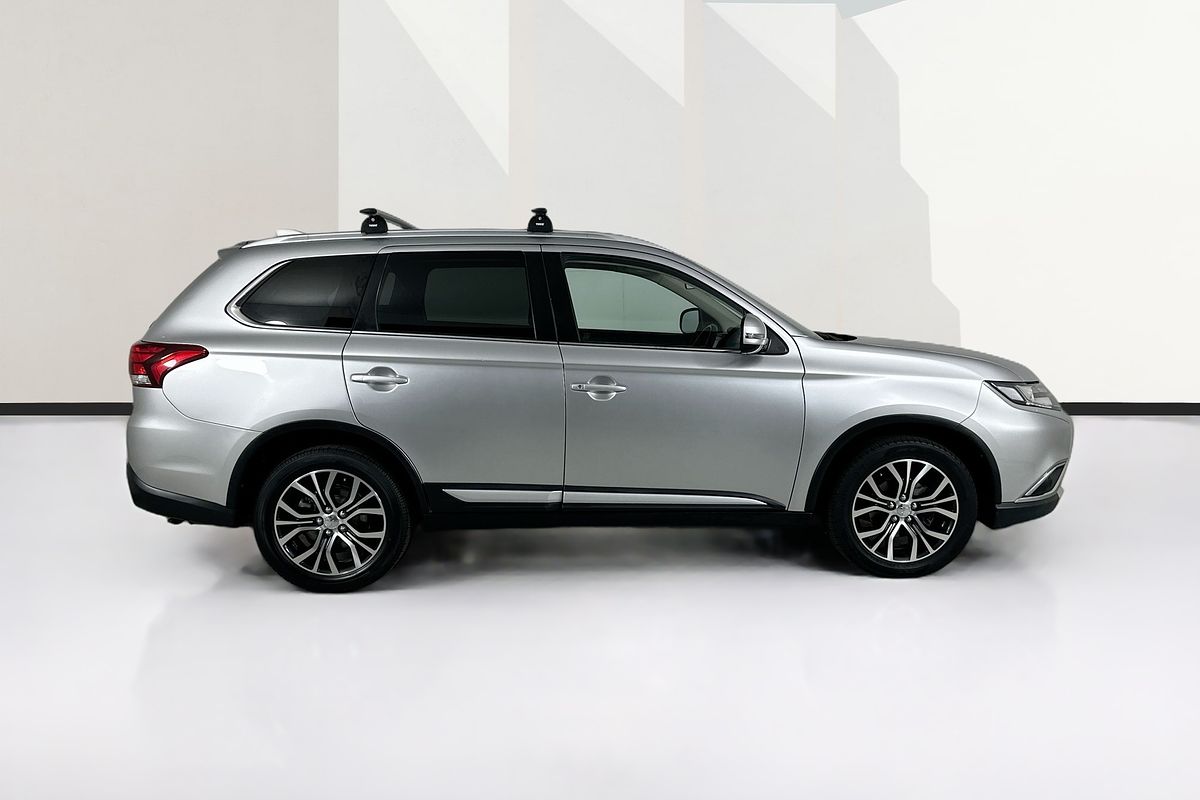 2017 Mitsubishi OUTLANDER LS SAFETY PACK (4x4) 5 SEATS ZK MY18