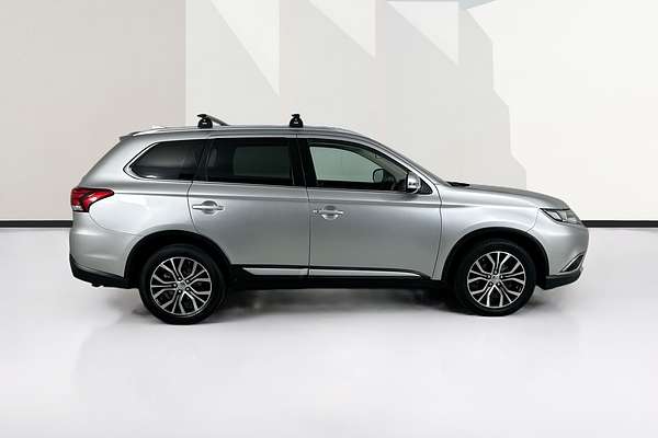 2017 Mitsubishi OUTLANDER LS SAFETY PACK (4x4) 5 SEATS ZK MY18