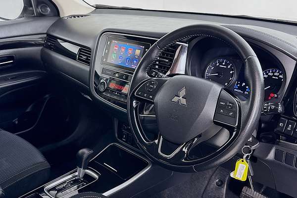 2018 Mitsubishi OUTLANDER ES 7 SEAT (2WD) ZL MY18.5