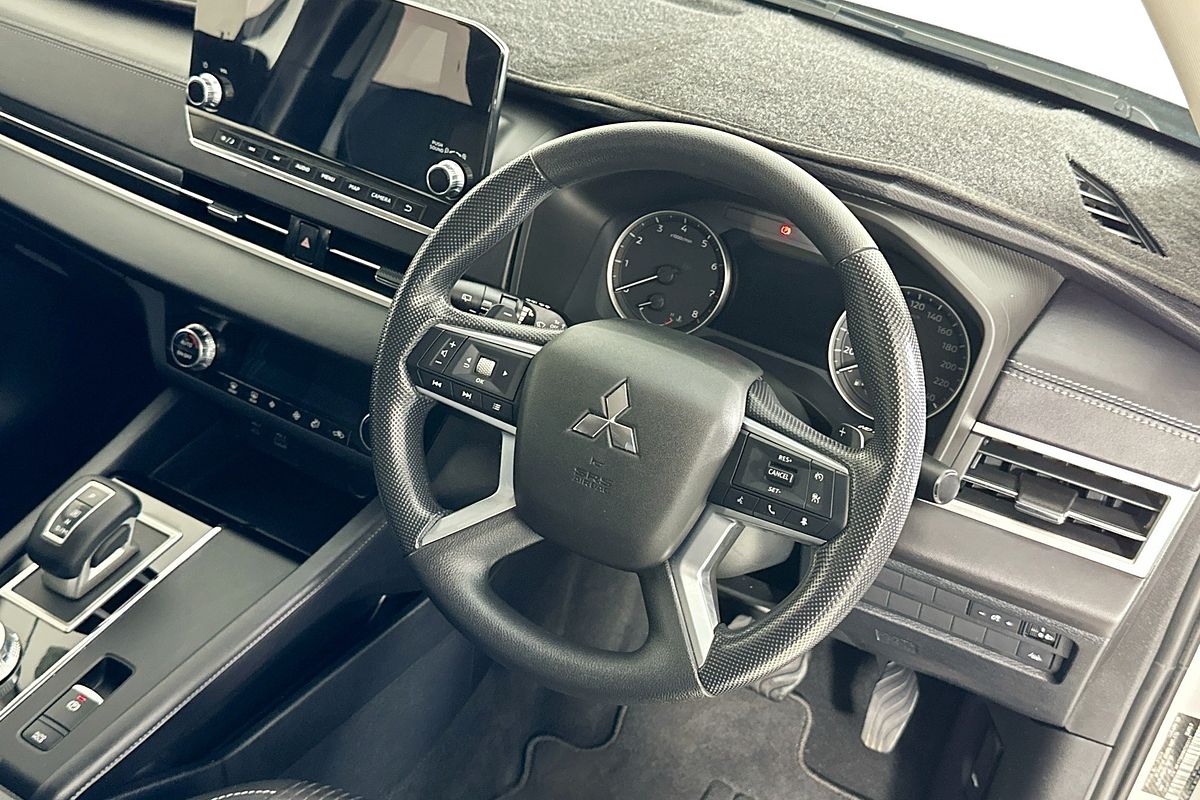 2021 Mitsubishi OUTLANDER ES 7 SEAT (2WD) ZM MY22