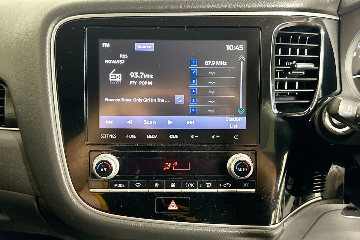 2021 Mitsubishi OUTLANDER LS 7 SEAT (2WD) ZL MY21