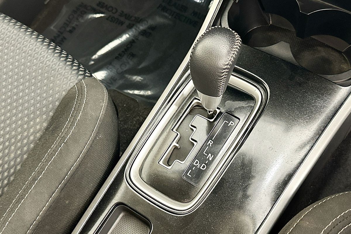 2019 Mitsubishi OUTLANDER ES 7 SEAT (2WD) ZL MY20