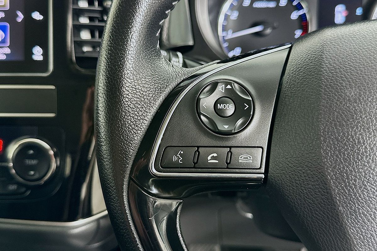 2018 Mitsubishi OUTLANDER ES 7 SEAT (2WD) ZL MY18.5