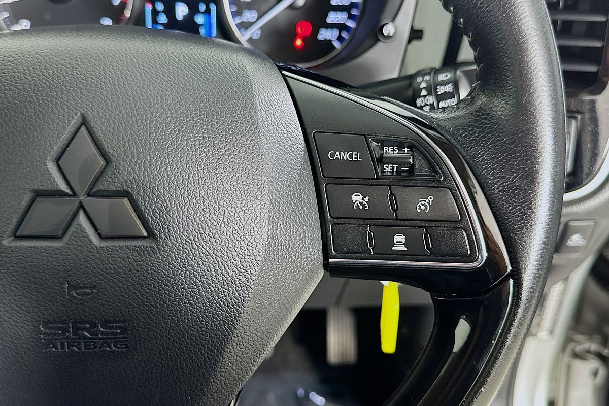 2021 Mitsubishi OUTLANDER ES 7 SEAT (AWD) ZL MY21