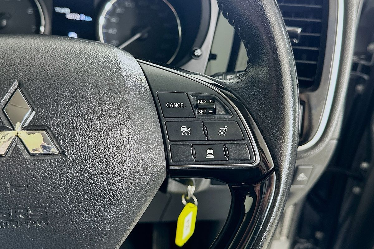 2021 Mitsubishi OUTLANDER ES 7 SEAT (AWD) ZL MY21