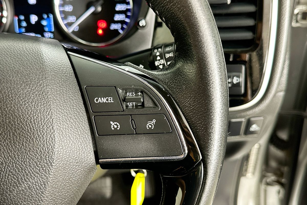 2020 Mitsubishi OUTLANDER ES 7 SEAT (AWD) ZL MY20