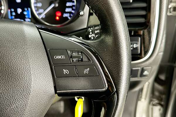 2020 Mitsubishi OUTLANDER ES 7 SEAT (AWD) ZL MY20