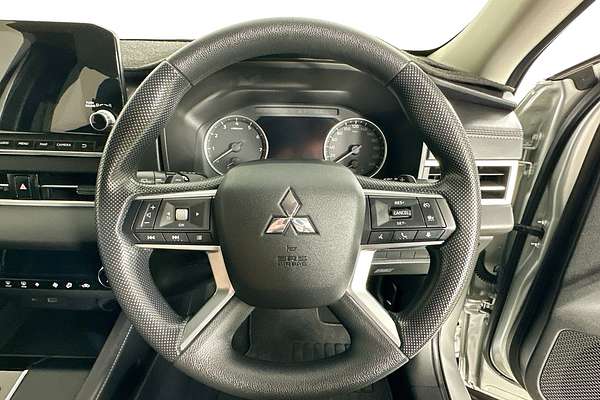 2021 Mitsubishi OUTLANDER ES 7 SEAT (2WD) ZM MY22