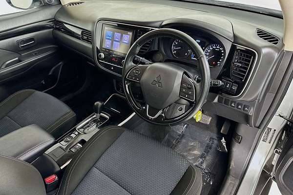 2021 Mitsubishi OUTLANDER ES 7 SEAT (AWD) ZL MY21