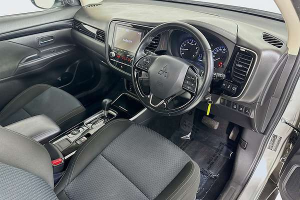 2021 Mitsubishi OUTLANDER ES 7 SEAT (AWD) ZL MY21