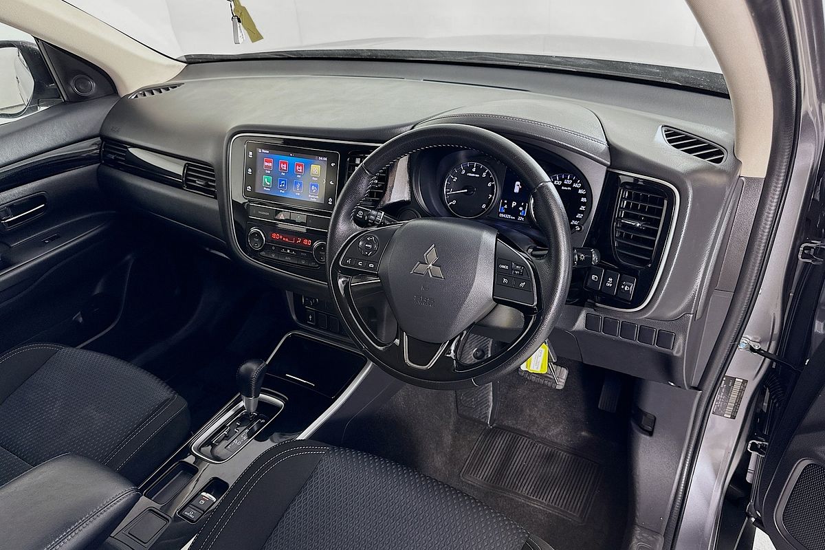 2018 Mitsubishi OUTLANDER ES 7 SEAT (2WD) ZL MY18.5