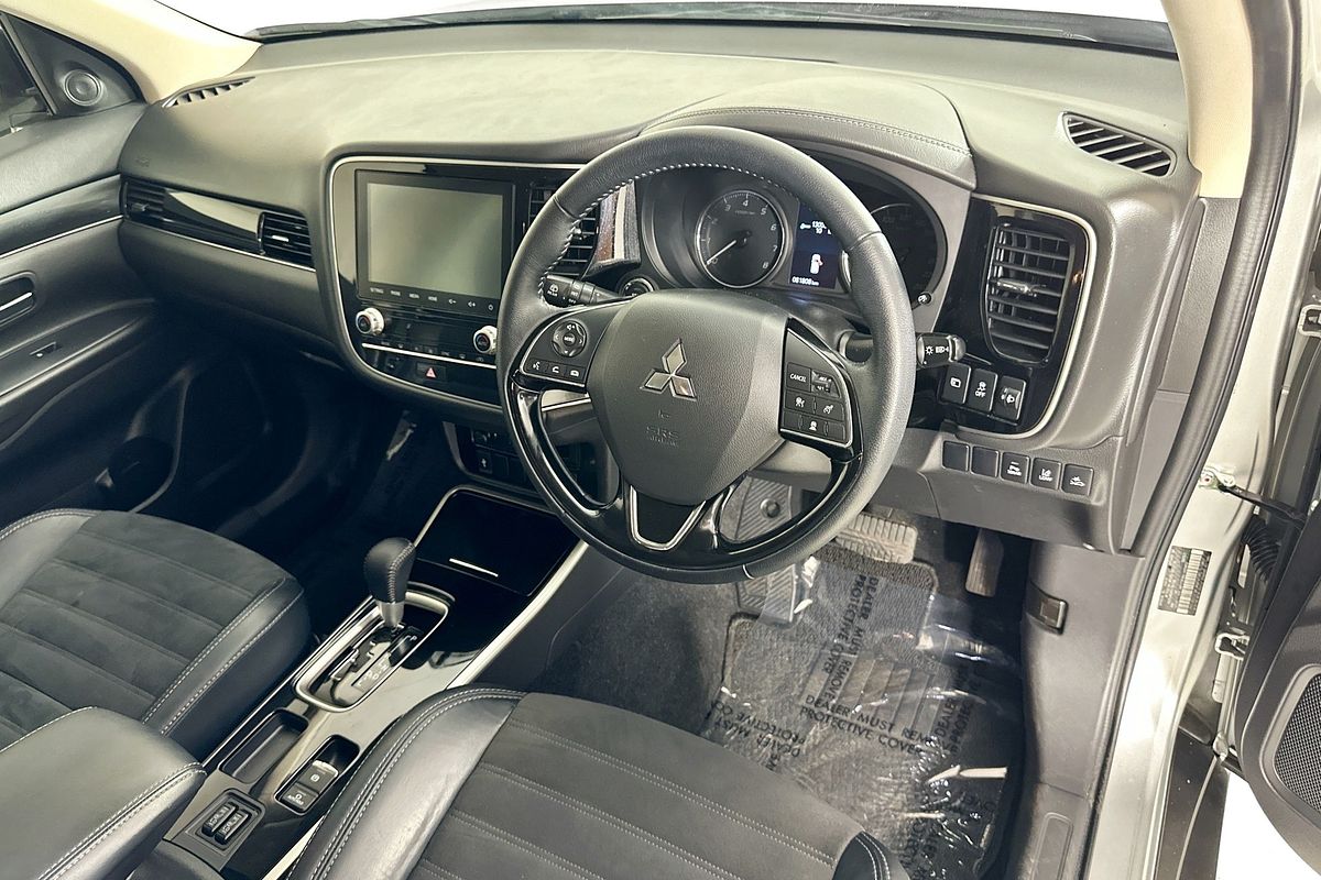 2021 Mitsubishi OUTLANDER LS 7 SEAT (2WD) ZL MY21