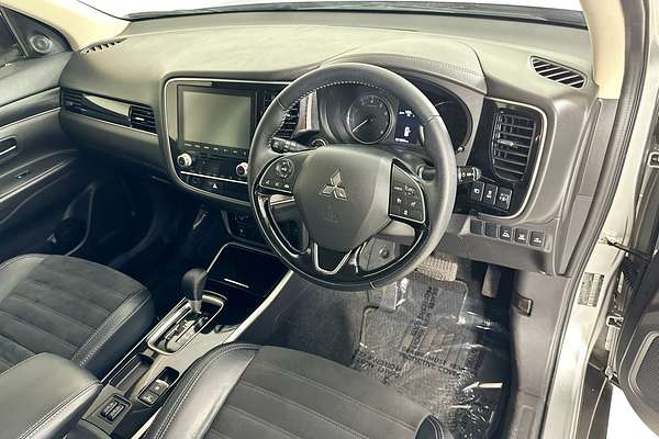 2021 Mitsubishi OUTLANDER LS 7 SEAT (2WD) ZL MY21