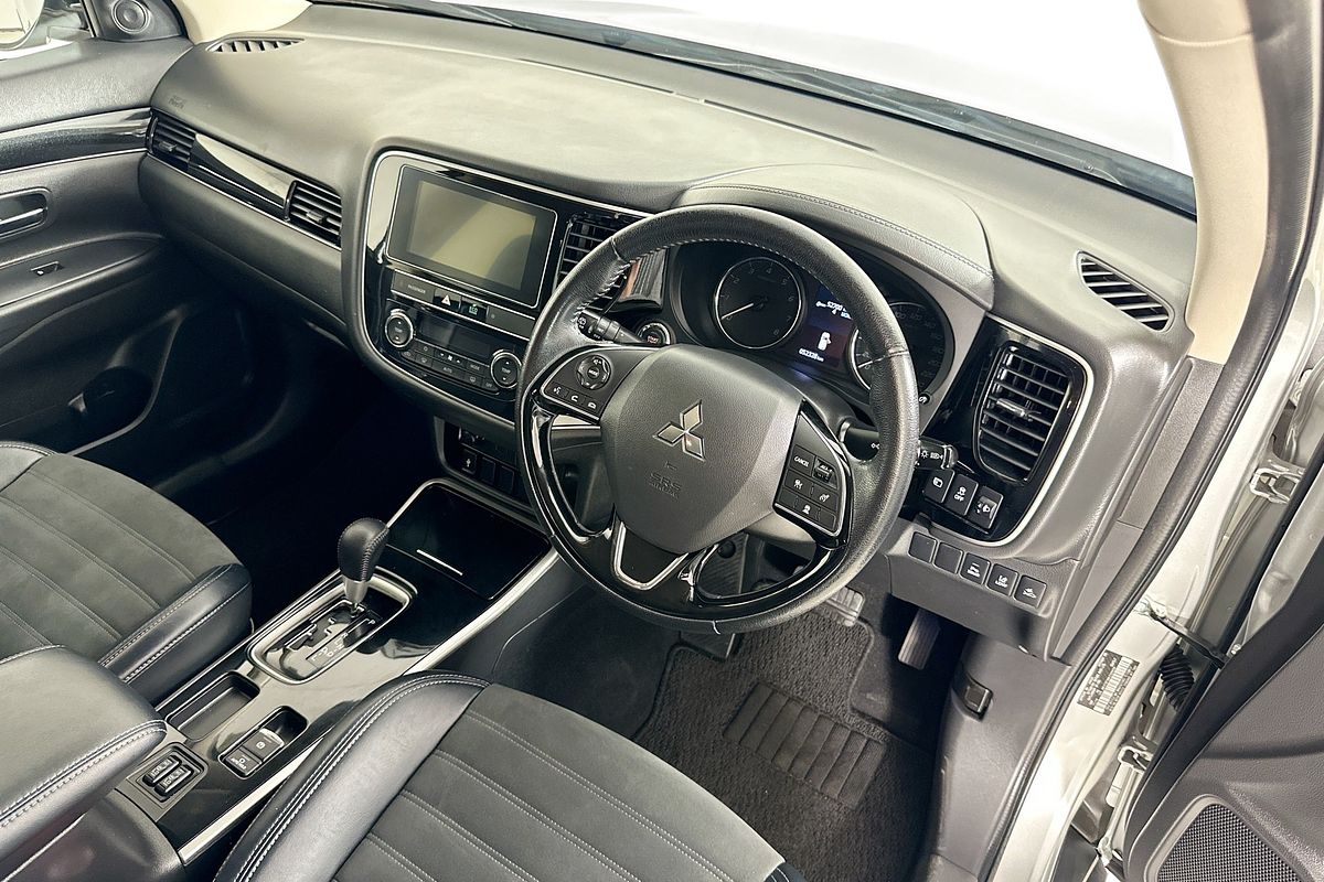 2018 Mitsubishi OUTLANDER LS 7 SEAT (2WD) ZL MY19