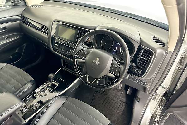 2018 Mitsubishi OUTLANDER LS 7 SEAT (2WD) ZL MY19