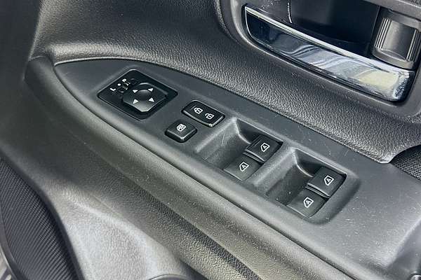 2018 Mitsubishi OUTLANDER ES 7 SEAT (2WD) ZL MY18.5