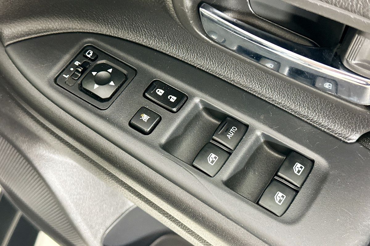 2017 Mitsubishi OUTLANDER LS SAFETY PACK (4x4) 5 SEATS ZK MY18