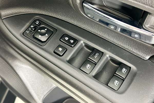 2017 Mitsubishi OUTLANDER LS SAFETY PACK (4x4) 5 SEATS ZK MY18