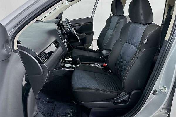 2021 Mitsubishi OUTLANDER ES 7 SEAT (AWD) ZL MY21