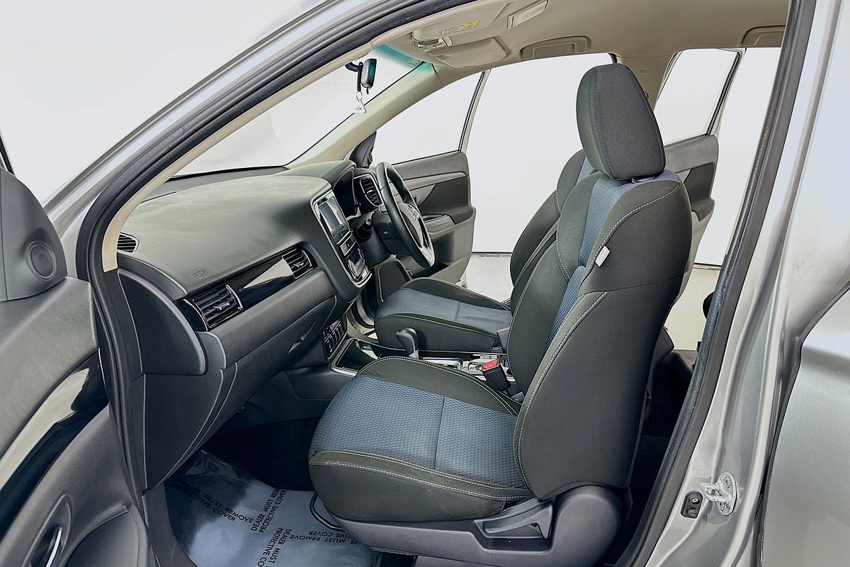 2019 Mitsubishi OUTLANDER ES 7 SEAT (AWD) ZL MY19